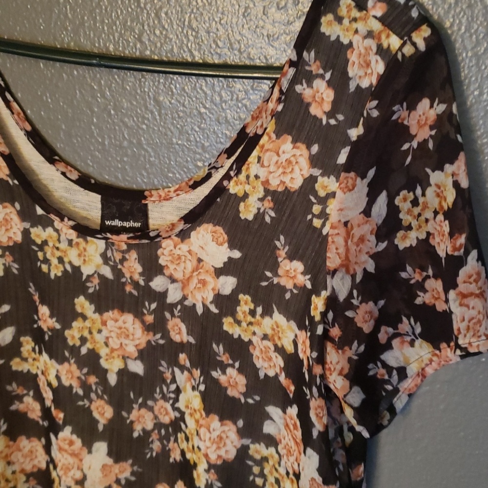 Blouse - Picture 2 of 6